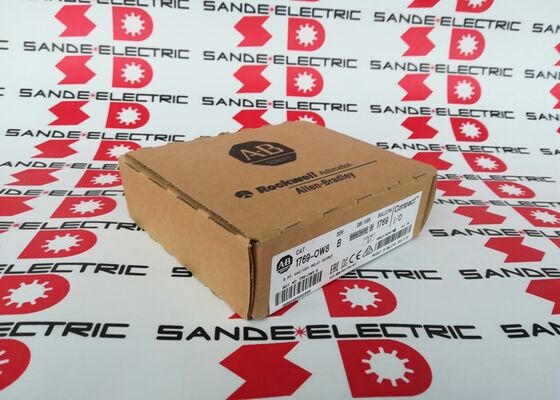 Jeden nowy moduł PLC AB 1769-OW8 w pudełku 1769OW8