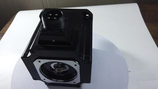 Serwosilnik Mitsubishi HF-SP524 AC 500 W MELSERVO-J3 400 V — Prezentacja produktu