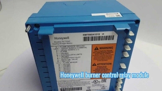 Honeywell RM7890A1015 Moduł przekaźnika sterującego palnikiem Film demonstracyjny produktu