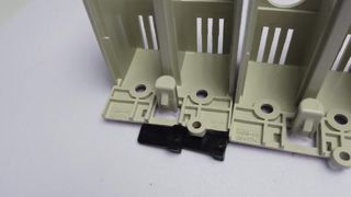 Mitsubishi TCL-05SV2 Duża pokrywa zacisków W75 2-biegunowa | Akcesoria MCCB NF63-SV NF32-SV Nowość w magazynie