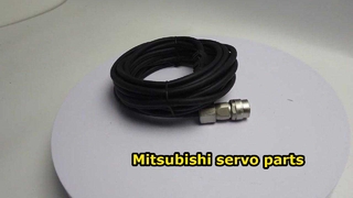 Kabel enkodera Mitsubishi MR-J3ENSCBL5M-H o długości 5 m do systemów serwo